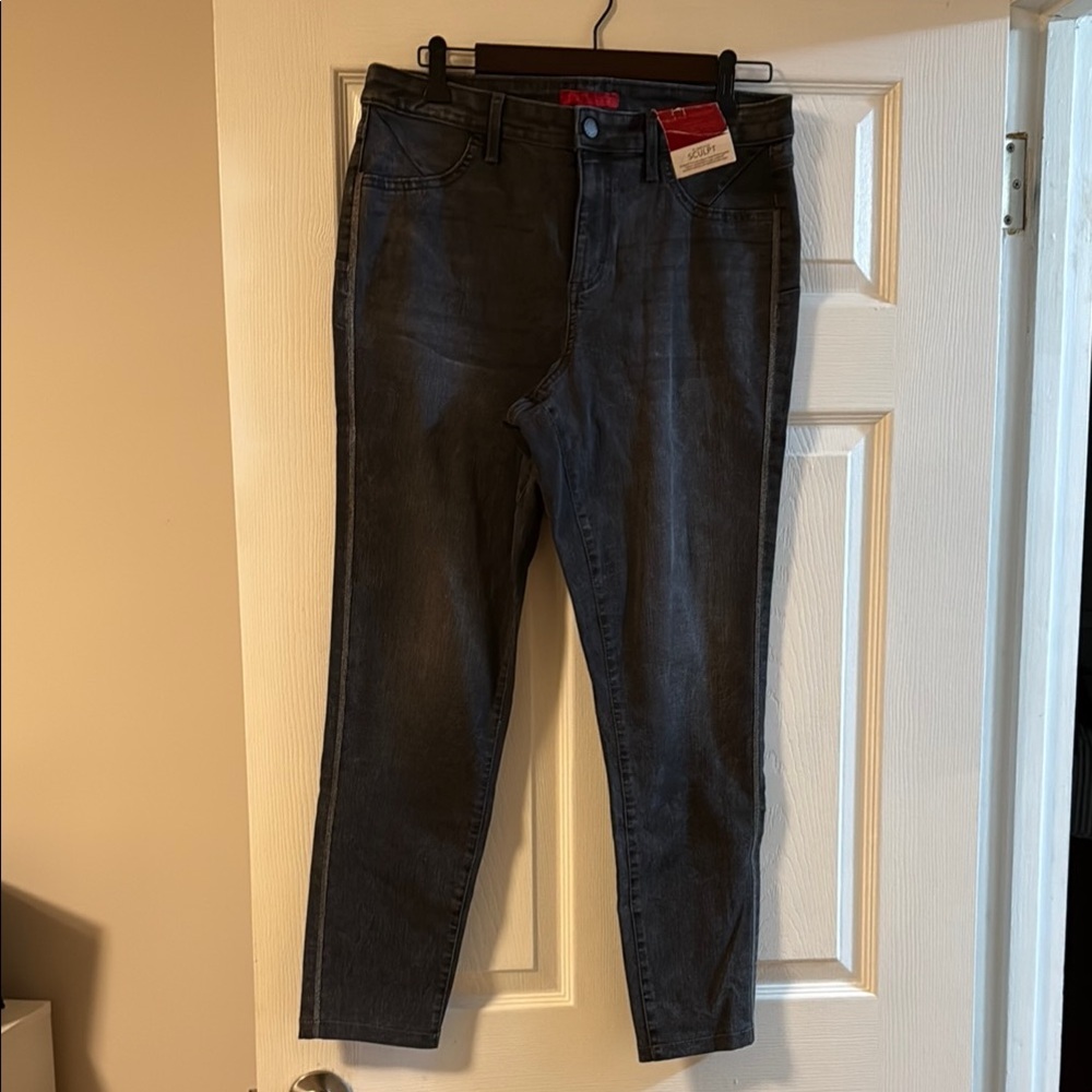 Men's Gray Jeans